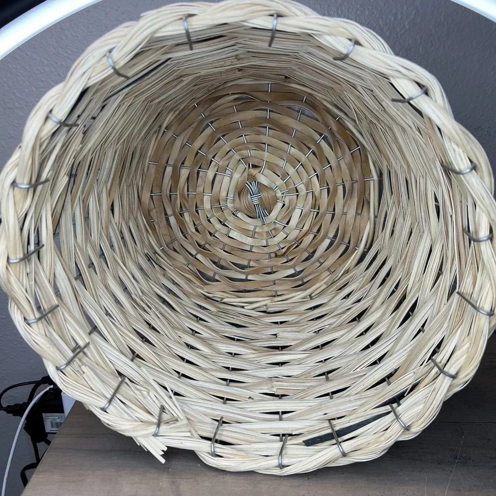 Vintage‎ Woven Wicker Basket 9.5